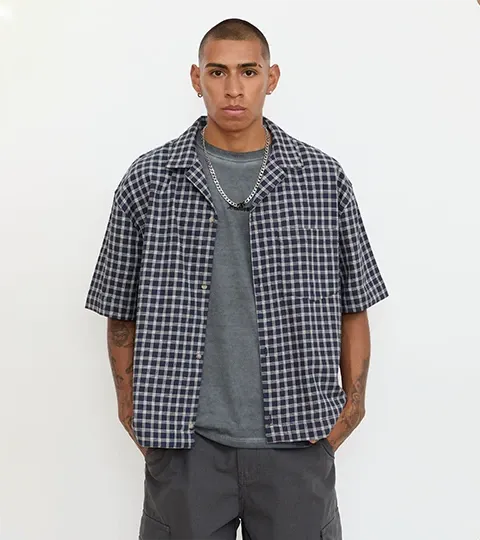 CAMISAS_HOM_DESK.webp