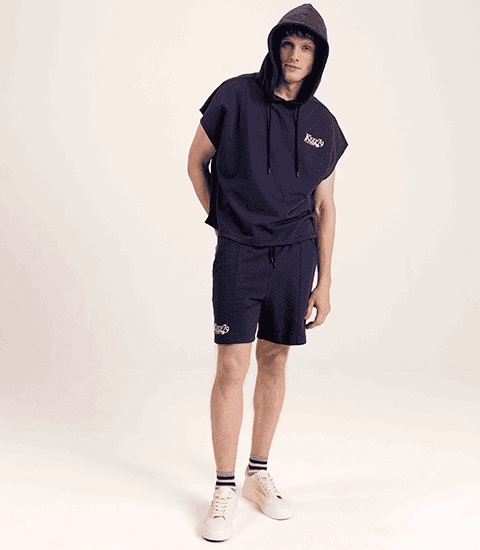 outfit-h-mob.png